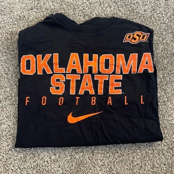 ⭐️ 3 for 20! Oklahoma state football medium - Picture 1 of 3
